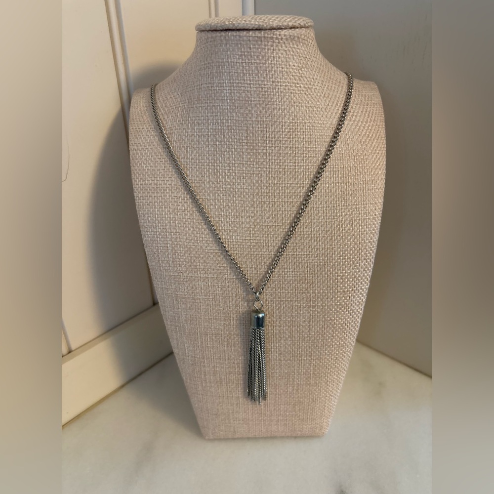 Tassel necklace